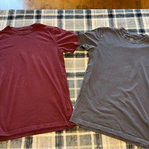 AE Standard fit T-Shirts, men’s XS, blue and maroon